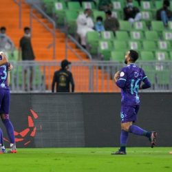 وسط أجواء ماطرة في الرياض.. الهلال يقلب الطاولة أمام التعاون