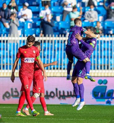 من خلال ركلة جزاء نفّذها “السومة”.. “الأهلي” يلحق بالتعادل أمام “ضمك”