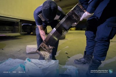 “الزكاة والضريبة والجمارك” تحبط محاولتين لتهريب أكثر من 2.4 مليون حبة كبتاجون