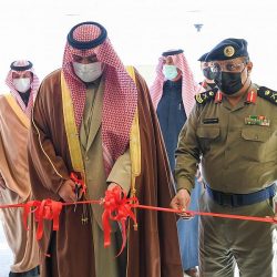 سمو أمير الحدود الشمالية يتفقد محافظة العويقيلة
