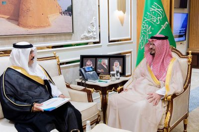 سمو نائب أمير الحدود الشمالية يتسلّم تقريراً عن أعمال جمعية دار الإسكان بعرعر