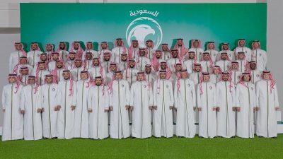 بـ “الزي الرسمي”.. بعثة الأخضر إلى الدوحة لخوض منافسات كأس العالم قطر 2022