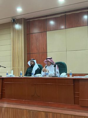 بالصور .. وكيل الجامعة للفروع يتفقد فرع الجامعة بطريف