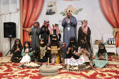 بالفيديو والصور .. العنزي هاوي للتراث ومشارك في مهرجان الكمأ الأول بطريف