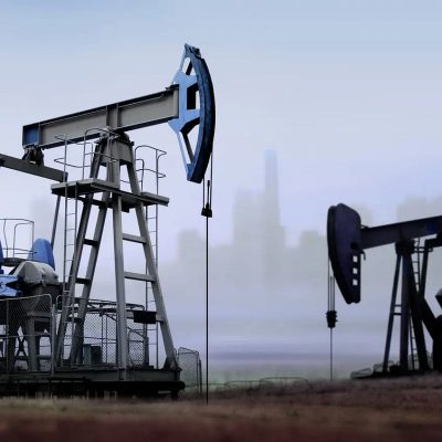 النفط يواصل مكاسبه وبرنت عند 83.77 دولارًا للبرميل