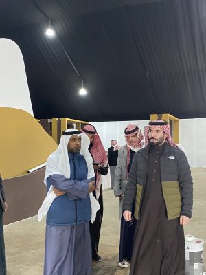بالصور .. اللجنة التنفيذية لمهرجان الصقور بالشمالية تقف ميدانياً على موقع المهرجان