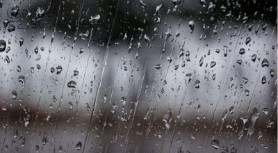 “الأرصاد”: هطول أمطار رعدية وجريان سيول وزخات من البرد على معظم المناطق