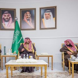 سمو الأمير فيصل بن خالد بن سلطان يستقبل أمين منطقة الحدود الشمالية المعين حديثاً