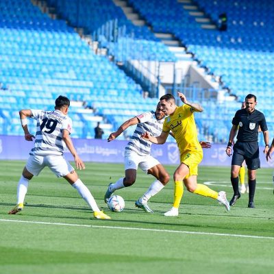 دوري روشن للمحترفين.. “الطائي” ينجو من كمين “الخليج” بهدف تعادل قاتل