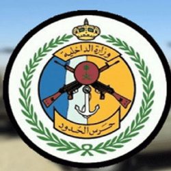 متى يستحق العامل إجازة 5 أيام بأجر في نظام الموارد البشرية؟ الوزارة توضح