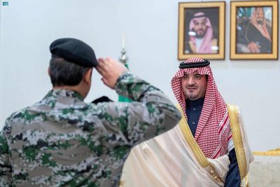 وزير الداخلية يتابع سير العمل في منفذ جديدة عرعر الحدودي بالحدود الشمالية