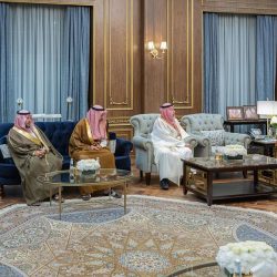 سمو الأمير فيصل بن خالد بن سلطان يتفقد مركز القيادة والتحكم في المنطقة