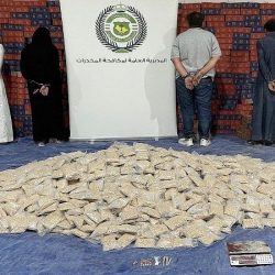 محافظ طريف يناقش استعدادات الجهات الأمنية والخدمية