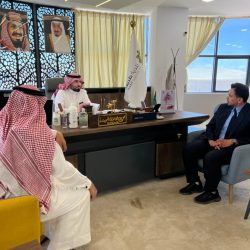 بالصور .. الوردة يتفقد ميدانيًا اعمال الارصفة والسفلتة