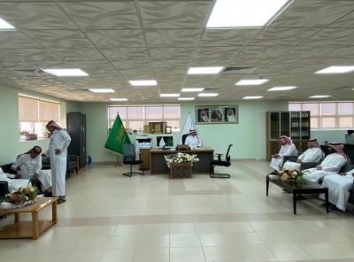 خلال اجتماع برؤساء الأقسام والإداريين .. مدير مكتب التعليم بطريف يؤكد على ضرورة دعم فرص التحسين والتطوير