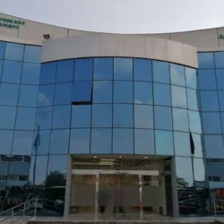 سار: السجن عامين و 500 ألف غرامة العبور غير القانوني من السكك الحديدية أو إتلاف الممتلكات العامة