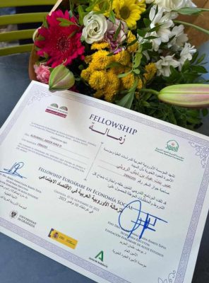 تنفيذي خيرية طريف تحصل على الزمالة الدولية