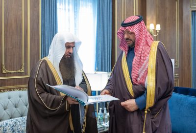 سمو أمير الحدود الشمالية يستقبل رئيس وأعضاء جمعية ” مثاني “