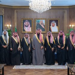 “الطب البديل”: ممارسة تقويم العمود الفقري تتطلب الدرجة العلمية والترخيص والتأهيل