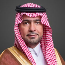 الأمير فيصل بن خالد بن سلطان يتسلم تقريراً عن الخطة التشغيلة للنادي الأدبي الثقافي في الحدود الشمالية