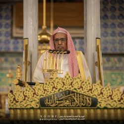 خطيب المسجد الحرام: رمضان شهر الكرم وتربية النفس على التواضع