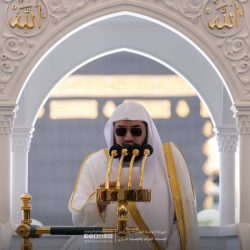 إمام المسجد النبوي: كلما ازداد الإنسان معرفة بأسماء الله وصفاته ازداد إيماناً به وعبودية وهيبة وإجلالاً