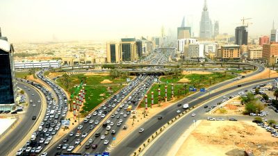 الأمن العام يتيح خدمتي مزاد اللوحات للأفراد ونقلها بين المركبات عبر “أبشر”