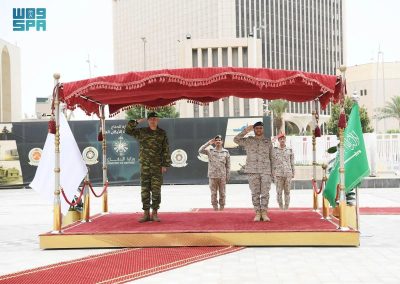 “الرويلي” يبحث مع رئيس أركان الدفاع الوطني اليوناني فرص تطوير علاقات التعاون الدفاعي والعسكري