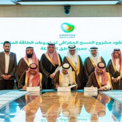 أمير الحدود الشمالية يستقبل المواطنين في جلسته الأسبوعية
