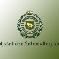 بالصور .. “الوردة” يتابع ميدانياً عدة أعمال في طريق ” طريف القريات ” وصيانة حفريات الشوارع