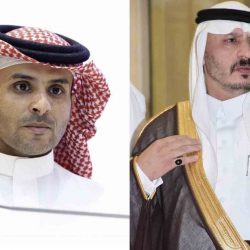 الدكتور عماد صادق المحمد يقدم التهنئة للأستاذ نايف الدغماني بمناسبة تعيينه أمينا عاماً للغرفة التجارية بالشمالية