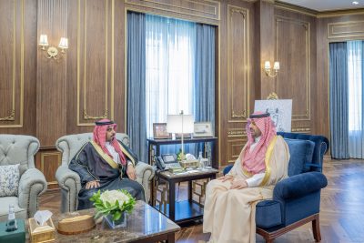 أمير الحدود الشمالية يستقبل مدير مكافحة المخدرات بالمنطقة المعين حديثًا