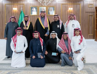 أمير الحدود الشمالية يهنئ مدرسة التميز العلمي بطريف لفوزها بجائزة التميز الوطني