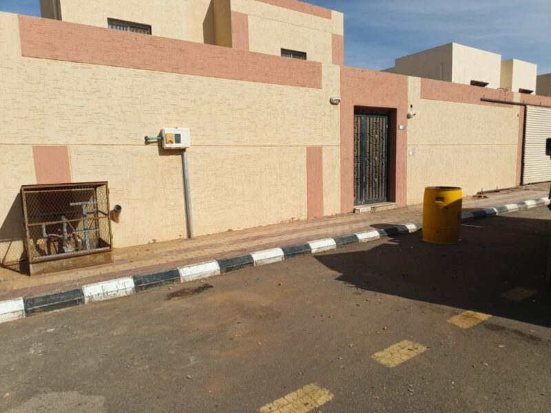 بالصور .. بلدية طريف تواصل المتابعة الميدانية لأعمال النظافة اليومية