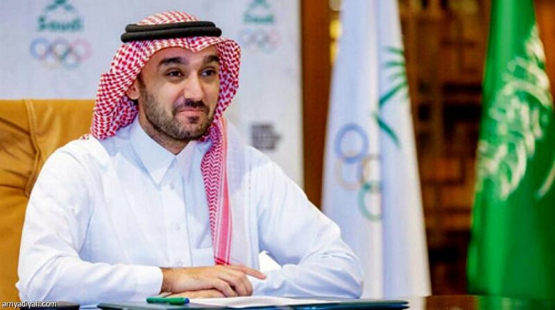 “وزير الرياضة” يعتمد إطلاق تسمية “جولة يوم العلم” على الجولة الـ25 من دوري روشن