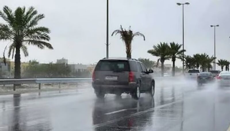 “الأرصاد”: فرص هطول الأمطار الرعدية والرياح النشطة على عدة مناطق