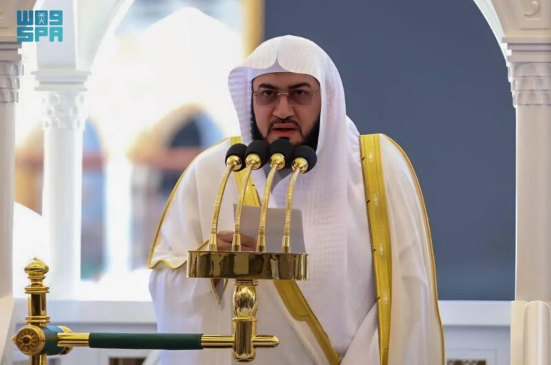 إمام المسجد الحرام: التوبة رحمة من الله وشفقته على عباده