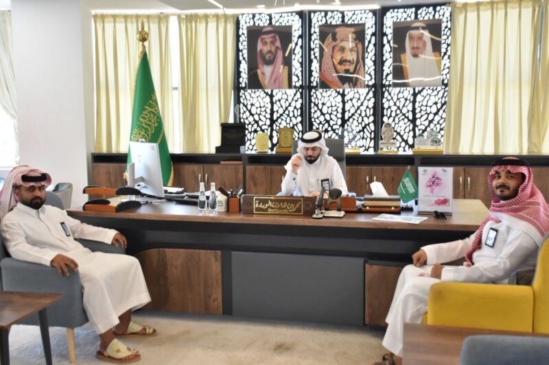 “الوردة” يلتقي فريق برنامج ‎التثقيف الصحي في ‎أمانة منطقة الحدود الشمالية