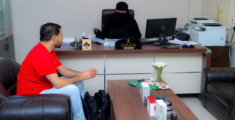 جمعية رعاية المعاقين بطريف تسلّم سماعات طبية عالية الجودة لفئة ضعاف السمع