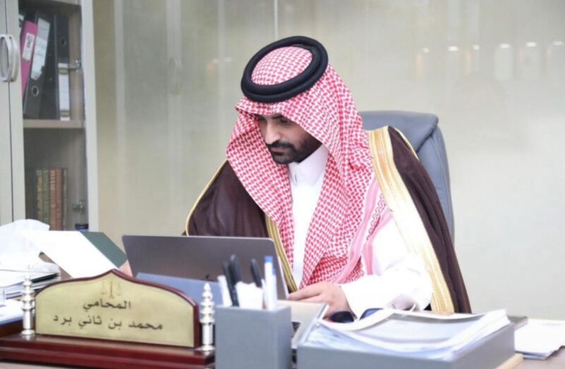 إخبارية طريف تهنئ الأستاذ محمد بن ثاني الرويلي بمناسبة تجديد رخصة المحاماة