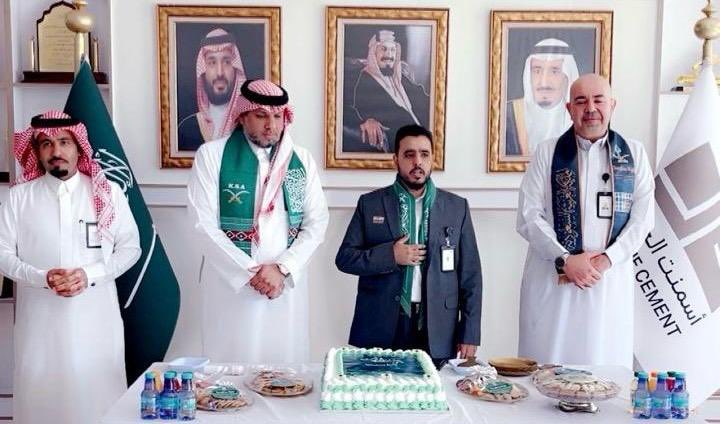 بالصور.. “أسمنت الجوف” تحتفل باليوم الوطني95 بشعار “عزنا بطبعنا” وسط أجواء وطنية مميزة