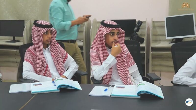 بالفيديو والصور .. مدارس الوعد تقيم حصة نموذجية في مادة اللغة الانجليزية