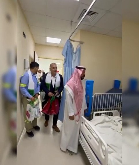 بالفيديو.. فندق موفنبيك يشارك المنومين بمستشفى طريف فرحة اليوم الوطني 95