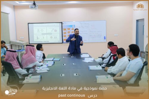 الأمير فيصل بن خالد بن سلطان يطّلع على مشروع تطوير قصر الملك عبدالعزيز بلينة