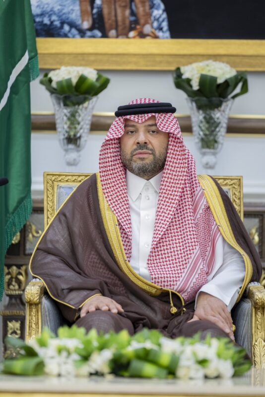 أمير الحدود الشمالية يؤكّد أهمية تنمية العمل التنموي بالمنطقة