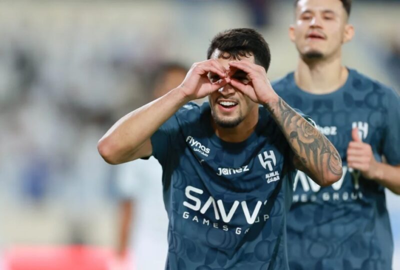 الهلال يتجاوز الأخدود ويتأهل لربع نهائي كأس الملك