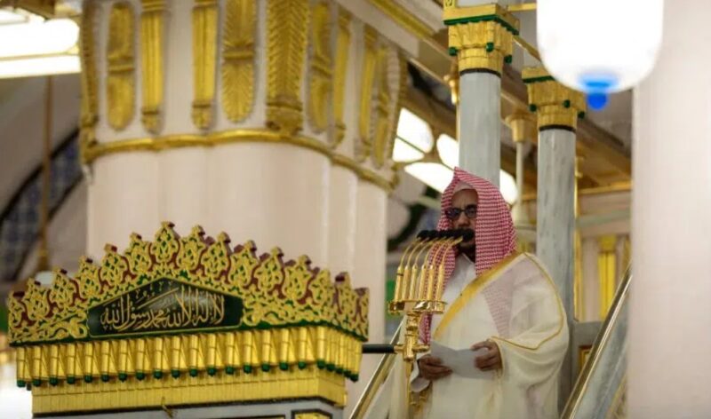 خطيب المسجد النبوي: تدبروا أسماء الله الحسنى لتحيا بها قلوبكم ويعلو بها إيمانكم