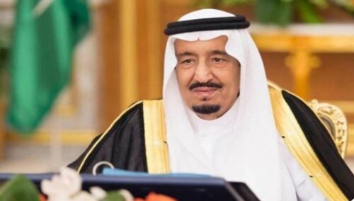 جامعة الحدود الشمالية تبتكر نظامًا متقدمًا لتحسين كفاءة الألواح الشمسية في البيئات الصحراوية