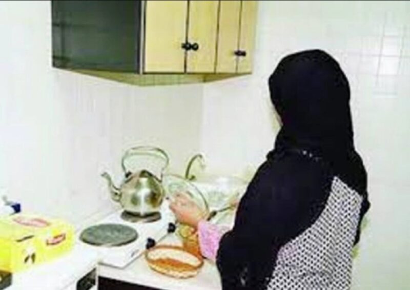 منع تحميل العامل رسوم الاستقدام وتغيير المهنة ونقل الخدمات ورخصة العمل منع تحميل العامل رسوم الاستقدام وتغيير المهنة ونقل الخدمات ورخصة العمل