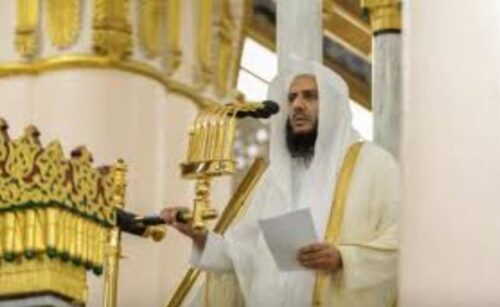 خطيب المسجد الحرام الشيخ أسامة خياط: تجنبوا أذى الناس باللسان واليد فهما من أقبح الأخلاق